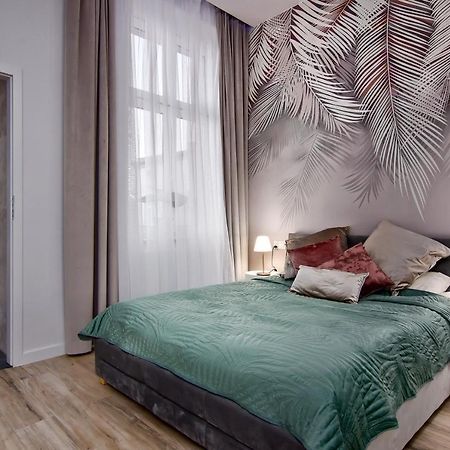 Apartament Bialy Z Jacuzzi Krakow Dış mekan fotoğraf